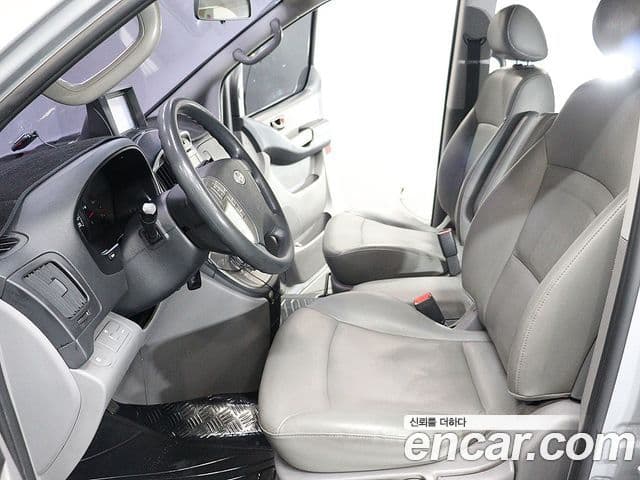 Hyundai Grand Starex CVX Luxury, 2014 18