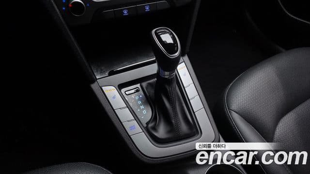 Hyundai Avante AD 1.6 GDI Value Plus, 2018 9