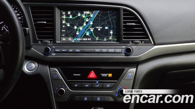 Hyundai Avante AD 1.6 GDI Value Plus, 2018 14