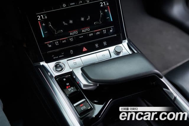 Audi e-Tron, 2021 11