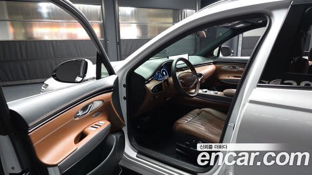 Genesis GV70, 2022 10