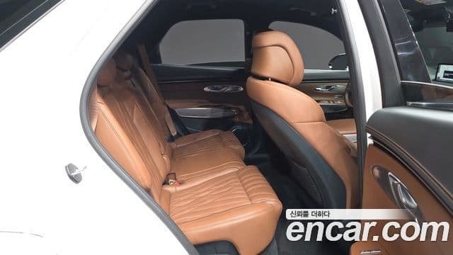 Genesis GV70, 2022 12