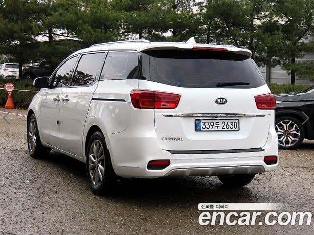 Kia The / новый New Carnival Prestige, 2019 3