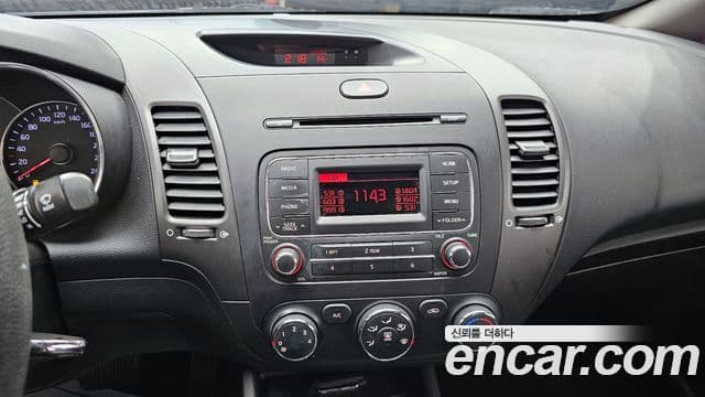 Kia K3 Deluxe, 2015 14