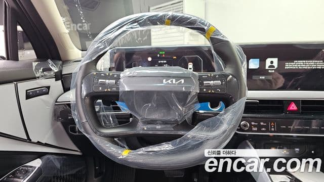 Kia The / новый New K8 Noblesse, 2026 13