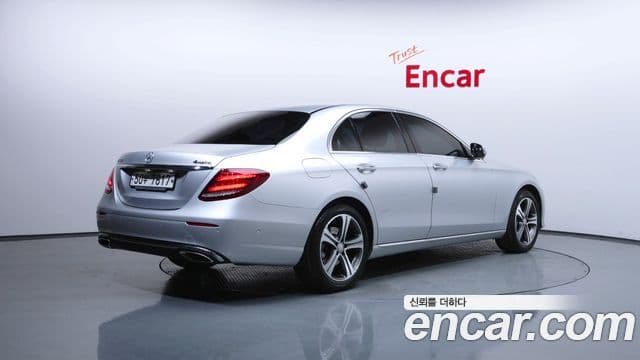 Mercedes-Benz E-класс W213 E300 4MATIC Avantgarde Intelligent Drive, 2017 2