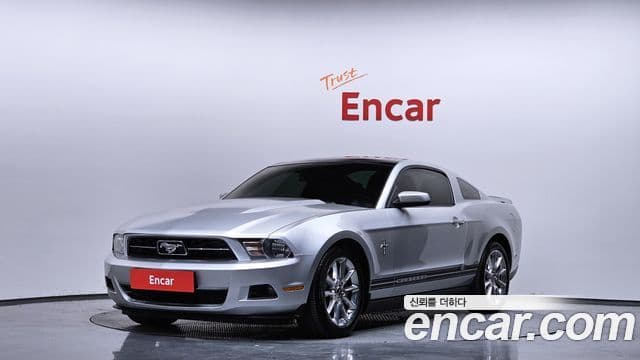 Ford Mustang купе, 2011 1