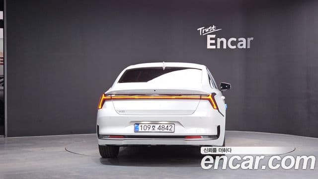 Kia The / новый New K8 Noblesse, 2026 4