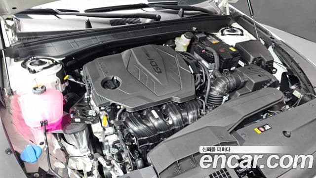 Kia The / новый New K8 Noblesse, 2026 6