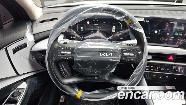 Kia The / новый New K8 Noblesse, 2026 13