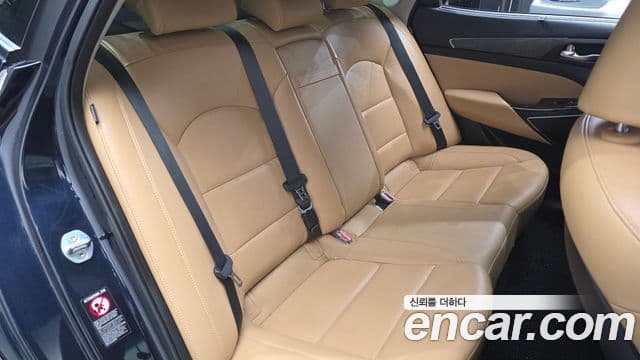 Kia K7 Premier гибрид Signature, 2020 12