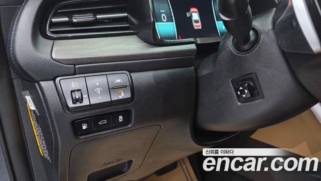 Kia K7 Premier гибрид Signature, 2020 17