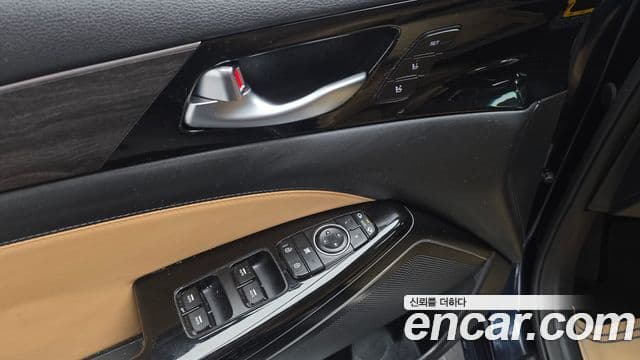 Kia K7 Premier гибрид Signature, 2020 18