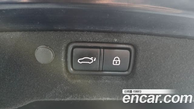 Kia K7 Premier гибрид Signature, 2020 20