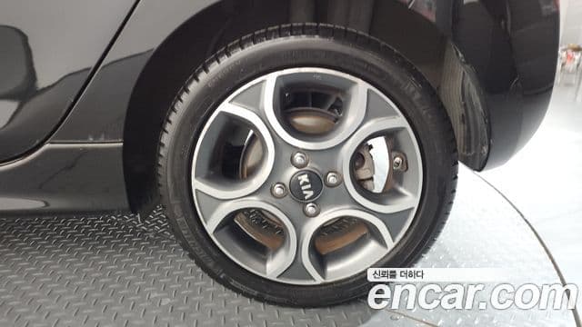 Kia The / новый New Morning Luxury, 2016 все фото