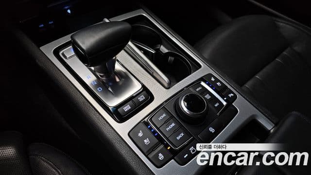 Genesis G80 Premium Luxury, 2017 9