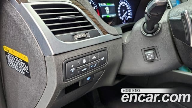 Genesis G80 Premium Luxury, 2017 16