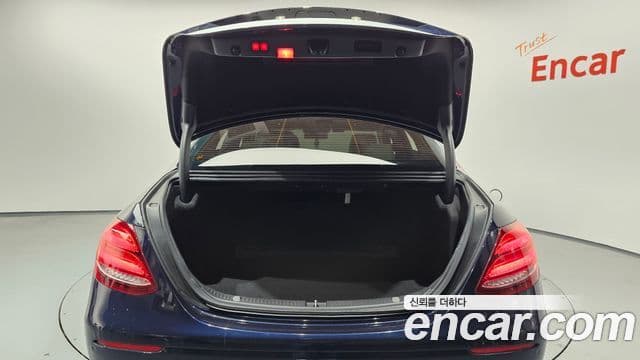 Mercedes-Benz E-класс W213 Avantgarde, 2017 20