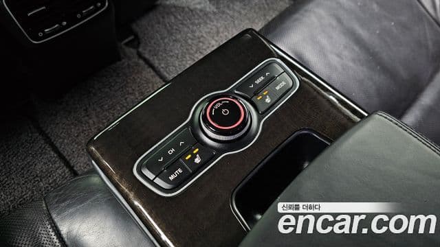 Kia The / новый New K7 Noblesse, 2013 18