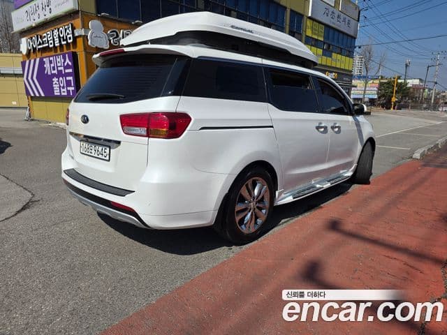 Kia All New Carnival Prestige, 2018 6