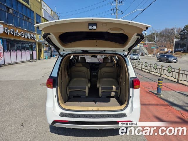 Kia All New Carnival Prestige, 2018 14