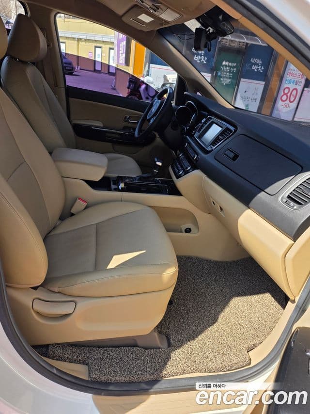 Kia All New Carnival Prestige, 2018 18