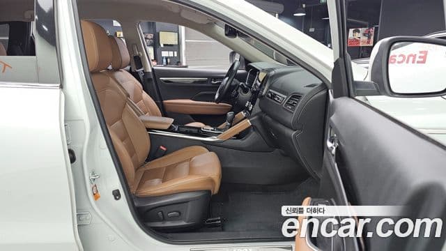 Renault Korea(Samsung) The / новый New QM6 2.0 LPe RE 2WD, 2024 10