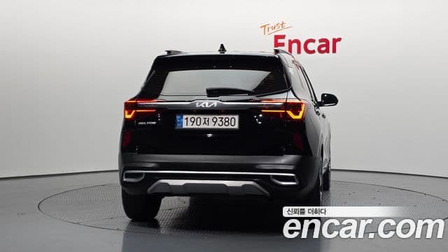 Kia Seltos Signature, 2023 4