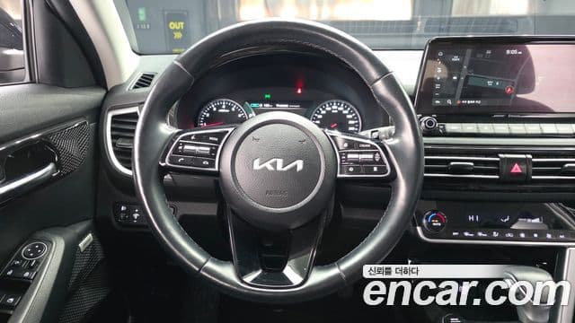 Kia Seltos Signature, 2023 13