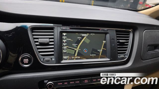 Kia All New Carnival Noblesse, 2016 14