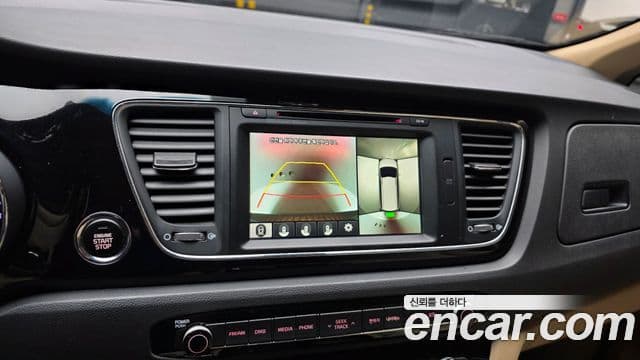 Kia All New Carnival Noblesse, 2016 15