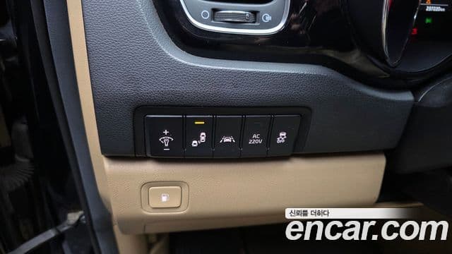 Kia All New Carnival Noblesse, 2016 17