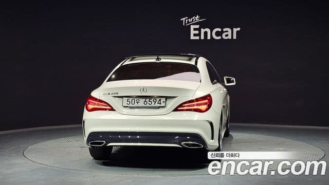 Mercedes-Benz CLA-класс C117 AMG Line, 2018 4