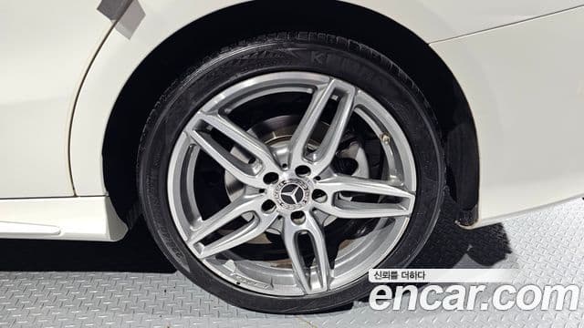 Mercedes-Benz CLA-класс C117 AMG Line, 2018 все фото