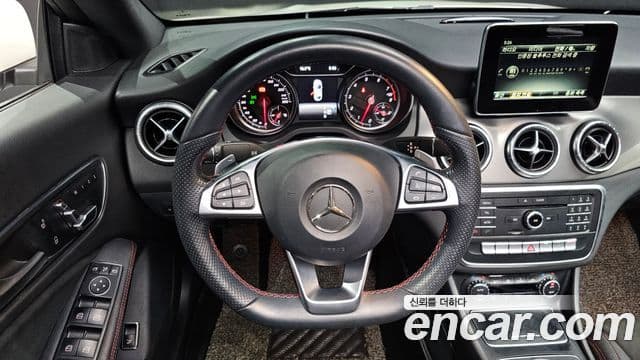 Mercedes-Benz CLA-класс C117 AMG Line, 2018 13