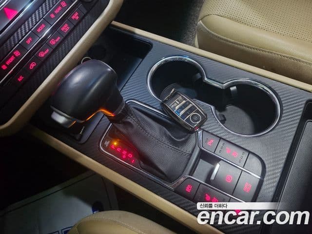 Kia The / новый New Carnival Prestige, 2020 10