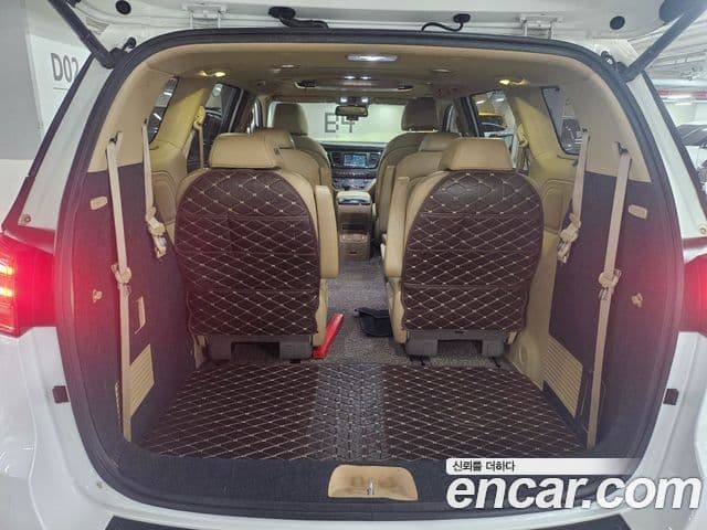 Kia The / новый New Carnival Prestige, 2020 19