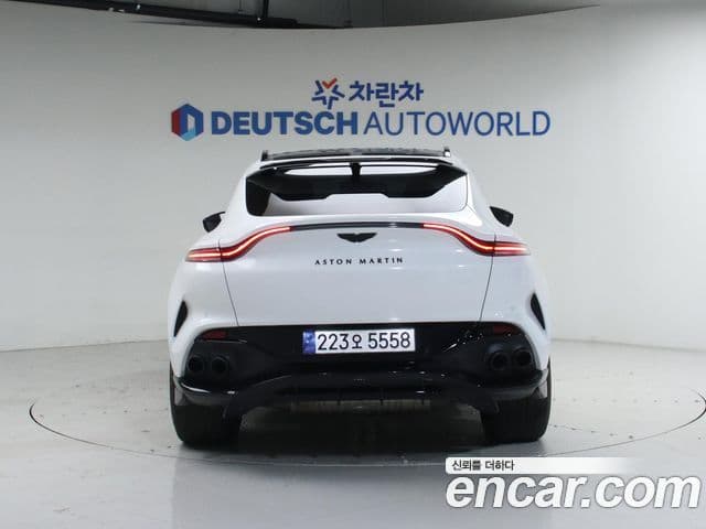 Aston Martin DBX 4.0 V8 707, 2023 4