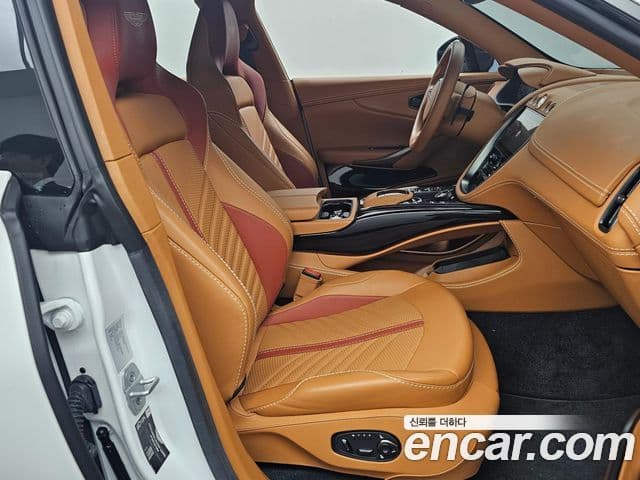 Aston Martin DBX 4.0 V8 707, 2023 10