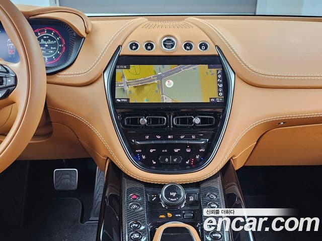 Aston Martin DBX 4.0 V8 707, 2023 14