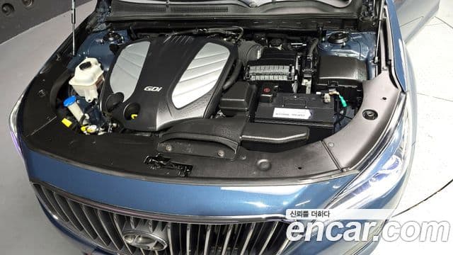 Hyundai Aslan Modern, 2015 6