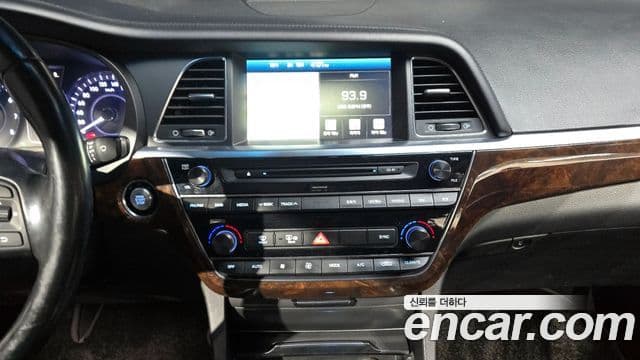 Hyundai Aslan Modern, 2015 14