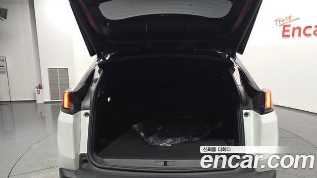 Peugeot 3008 2세대 1.5 BlueHDi GT Line, 2019 20