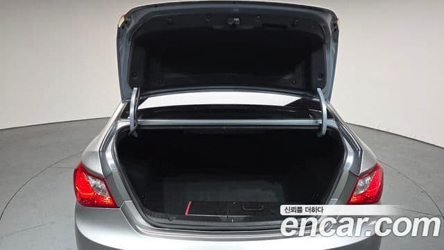 Hyundai YF Sonata топовая версия, 2010 20