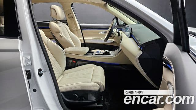 Genesis GV70, 2026 10