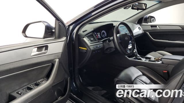 Hyundai Sonata New 라이즈 1.7 дизель Smart, 2019 10