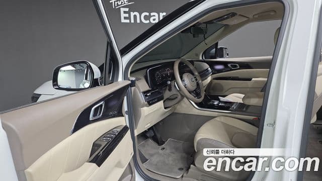 Kia Carnival 4세대 Signature, 2021 11
