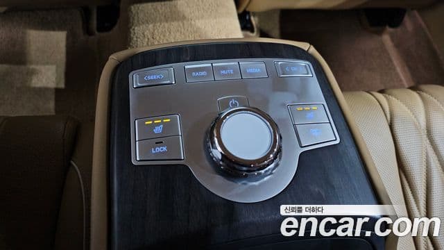 Genesis G80 (RG3) бензин 2.5 турбо AWD, 2025 19