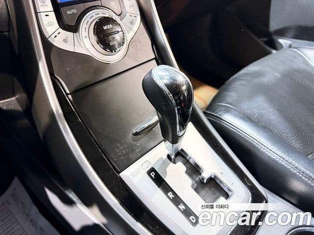 Hyundai Avante MD M16 GDI top, 2011 9