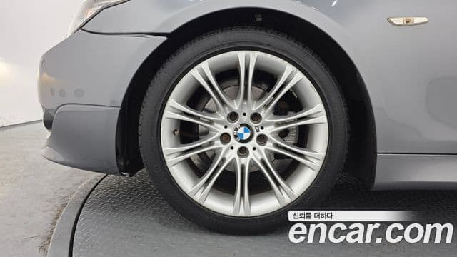 BMW 5시리즈 (E60) 528i седан, 2009 все фото